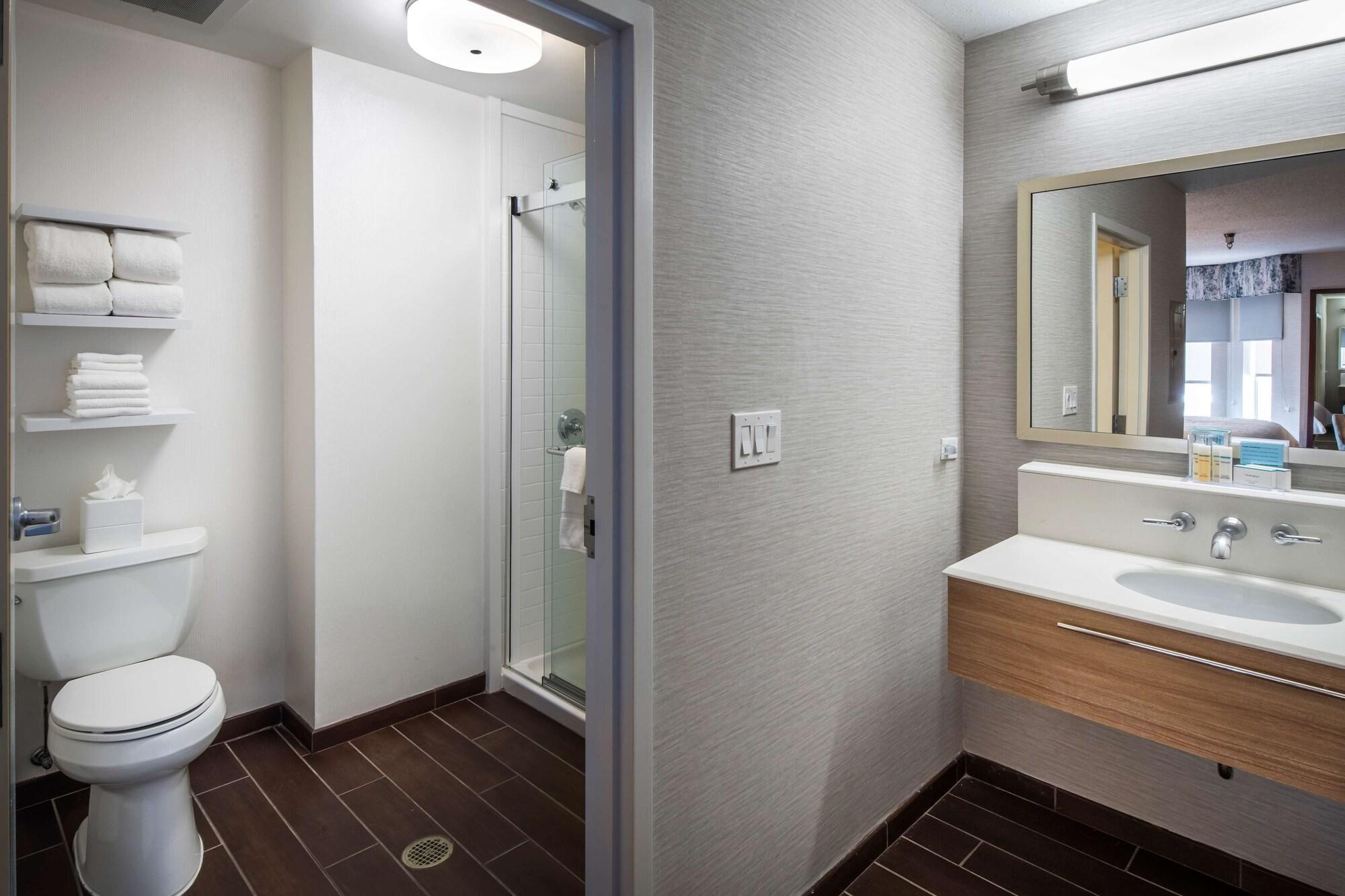 Hampton Inn & Suites Lincolnshire Esterno foto