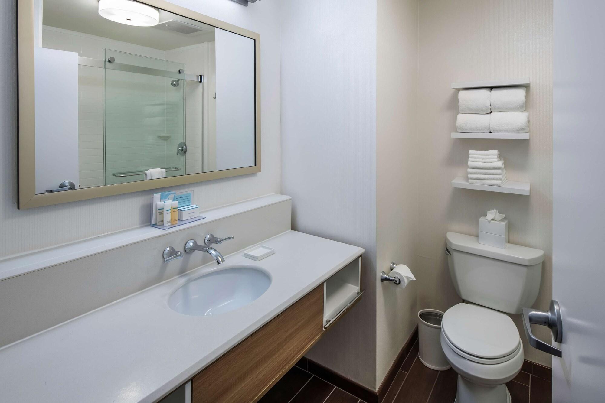 Hampton Inn & Suites Lincolnshire Esterno foto